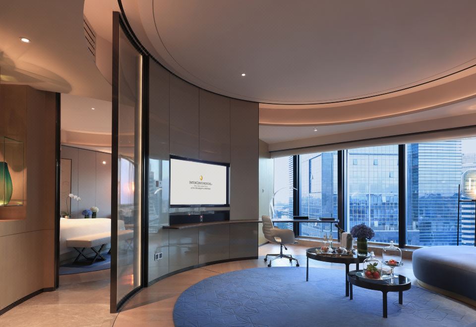 InterContinental Beijing Sanlitun1 King Ambassdor Ste Living Dining Areas