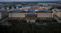 Changbai Mountain Pureland Hot Spring Resort Hotel  호텔