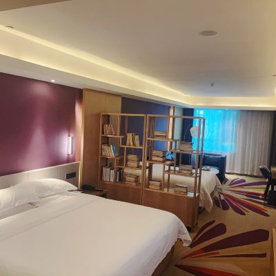 商務套房（雙床） 麗楓酒店（中山火炬開發區輕軌中山站店）優惠