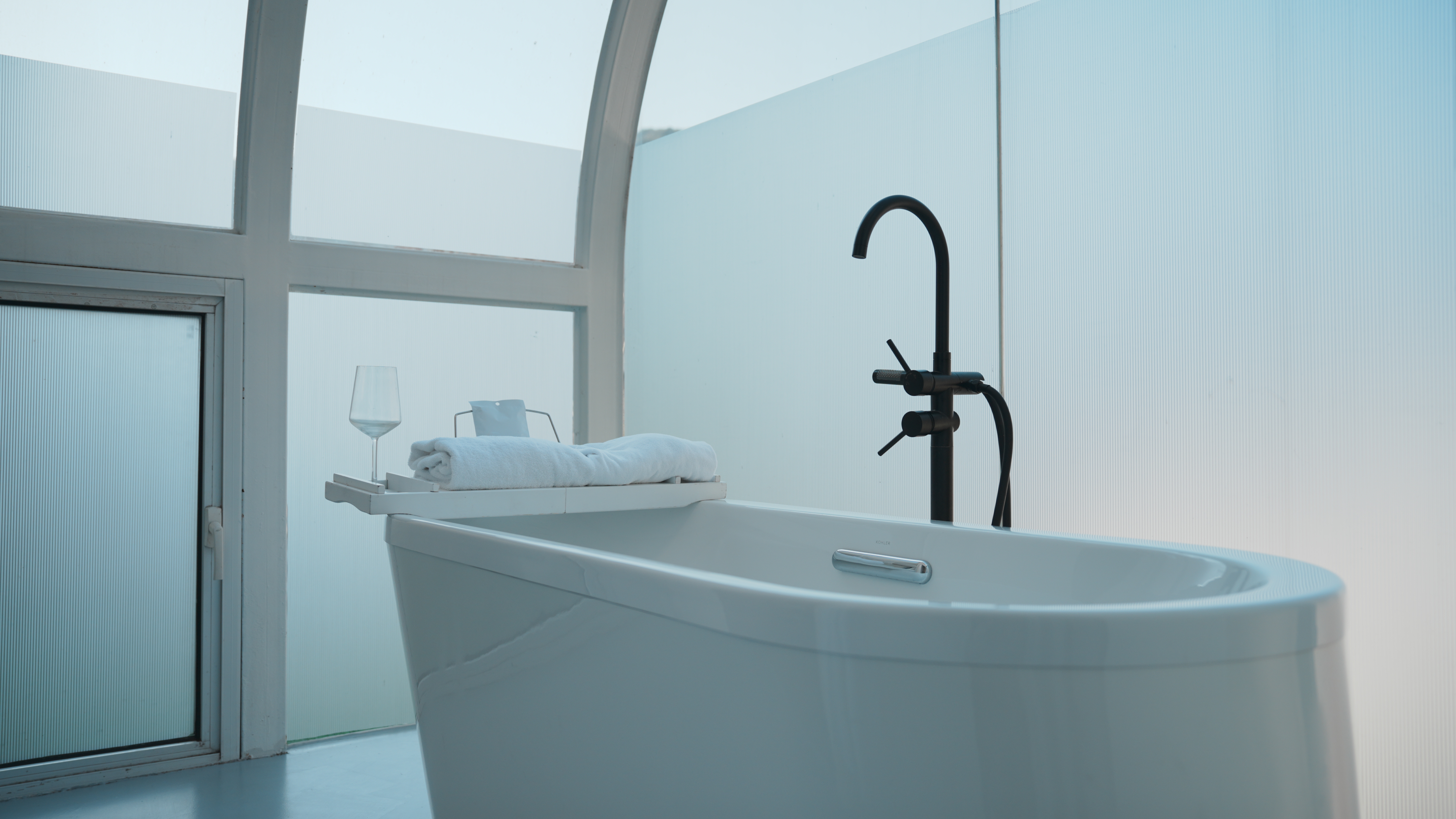 苔生?云集山景星空浴缸大床房