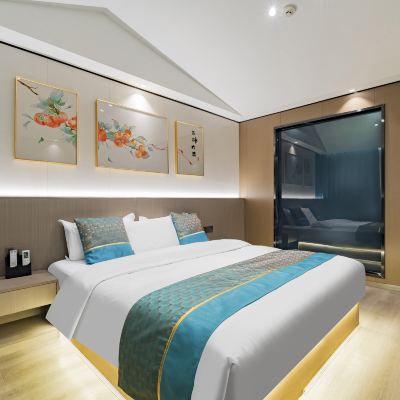 雲行·尊享大床房（助眠床墊+雅緻庭院+高品質床品） 雲行裡飯店（天府國際機場店）優惠