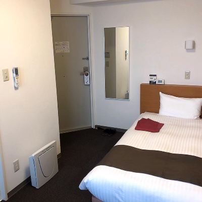 ユニバーサルシングル　禁煙 クォードイン yokote クーポン