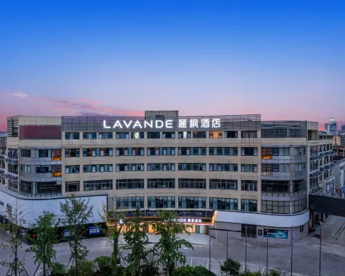 Lavande Hotel (Huzhou Deqing) Hotéis em Deqing