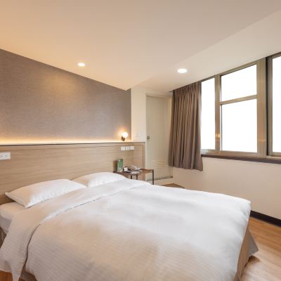 小型雙人房 台北洛碁大飯店-新仕界優惠