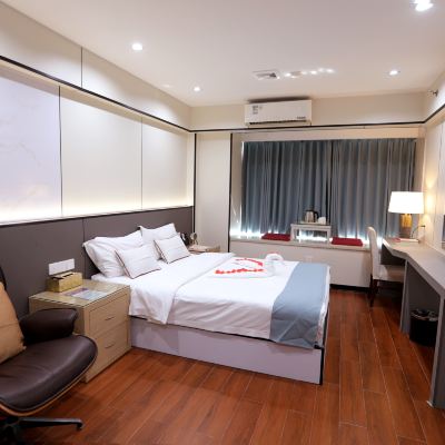 雅緻尊享大床房 千色滙主題酒店（佛山科技學院祖廟店）優惠