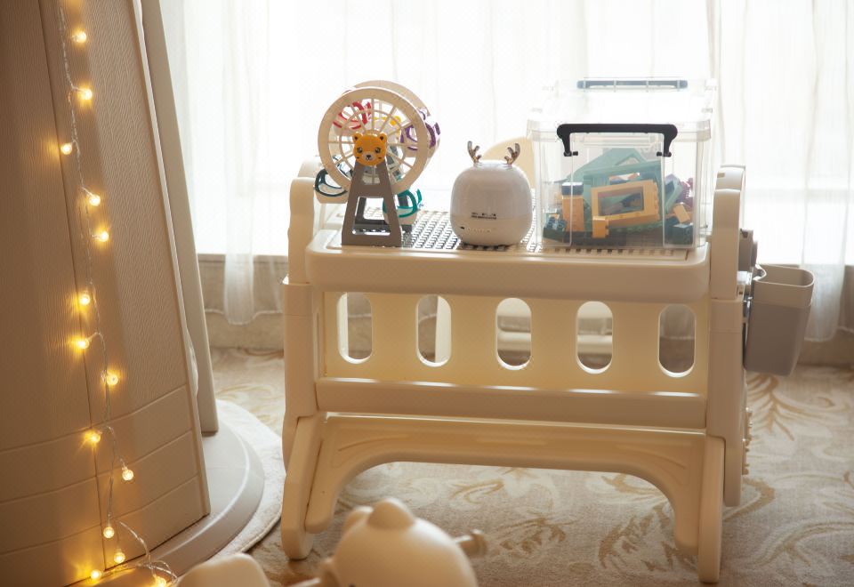 豪华家庭城景亲子房【小童帐篷滑梯+玩具图书+星空灯】