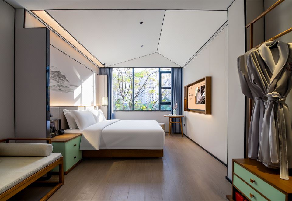 品学丨郢都诗画大床房【亲肤浴袍+语音智控】