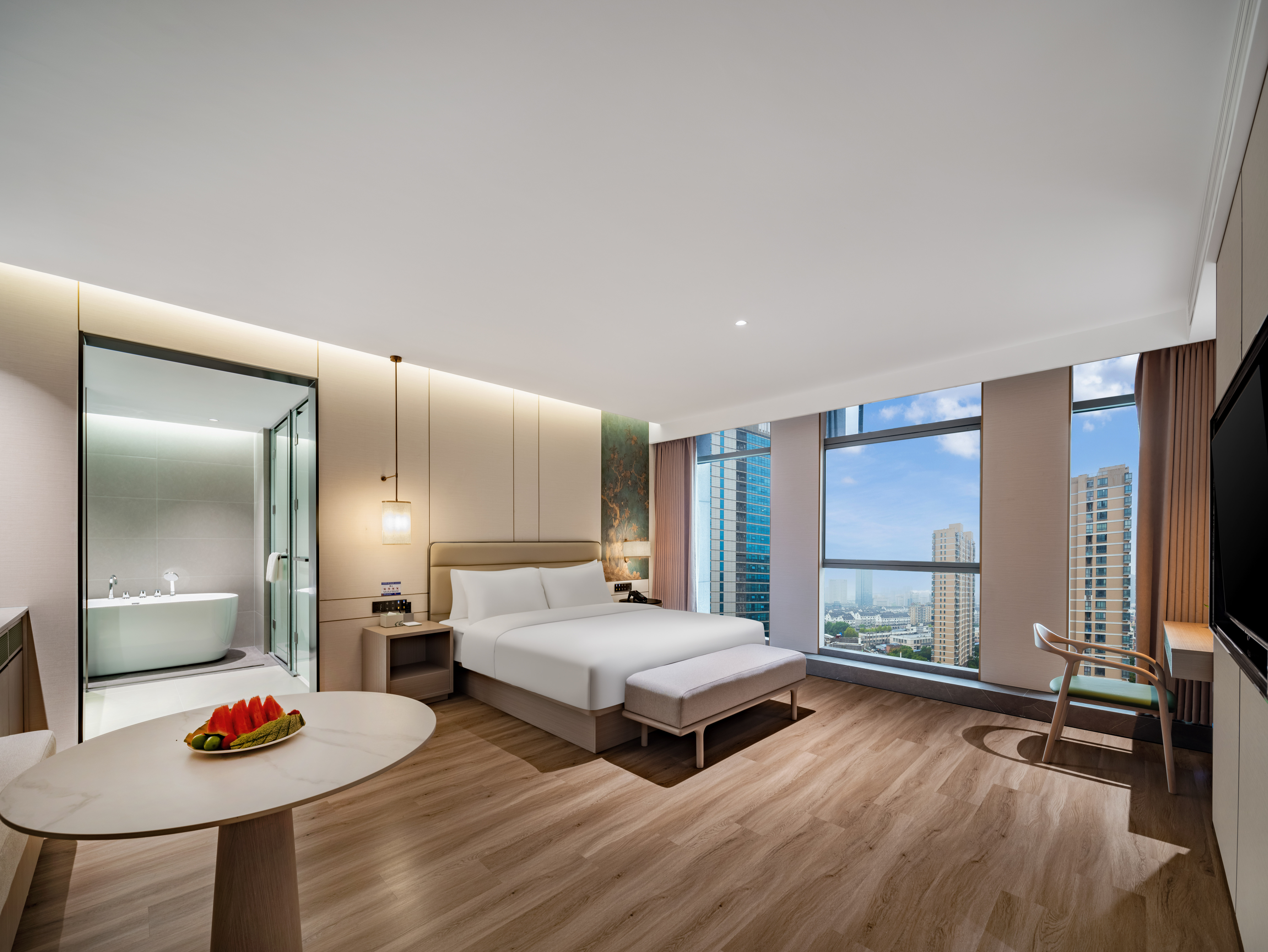 曼享乐活商务大床房-独立浴缸+全景落地窗