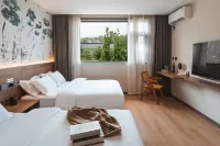 Yiyou homestay (Lijingmen, Shizi Street, Luoyi Ancient City) โรงแรมใน