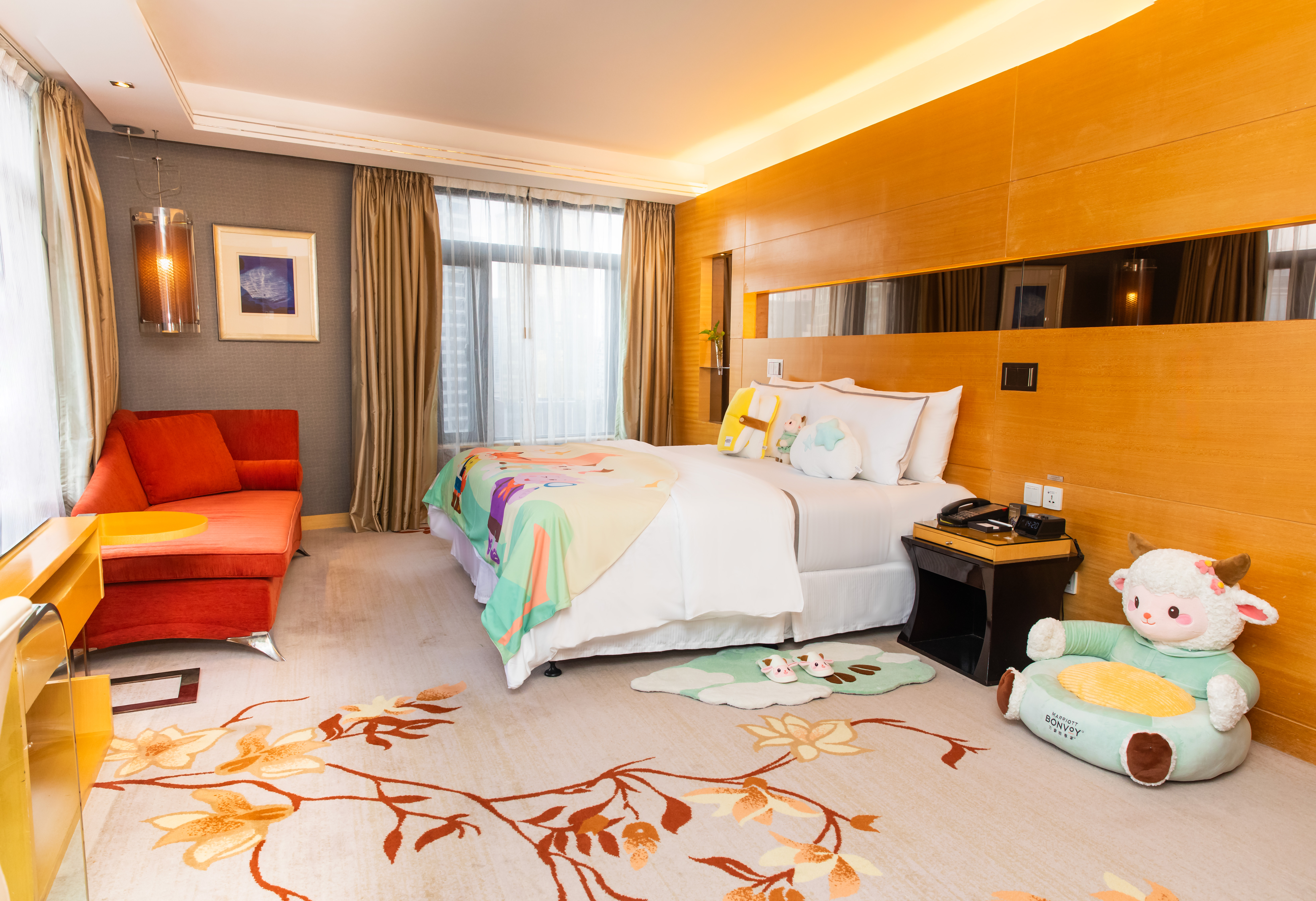 米婭的甜云密語親子房