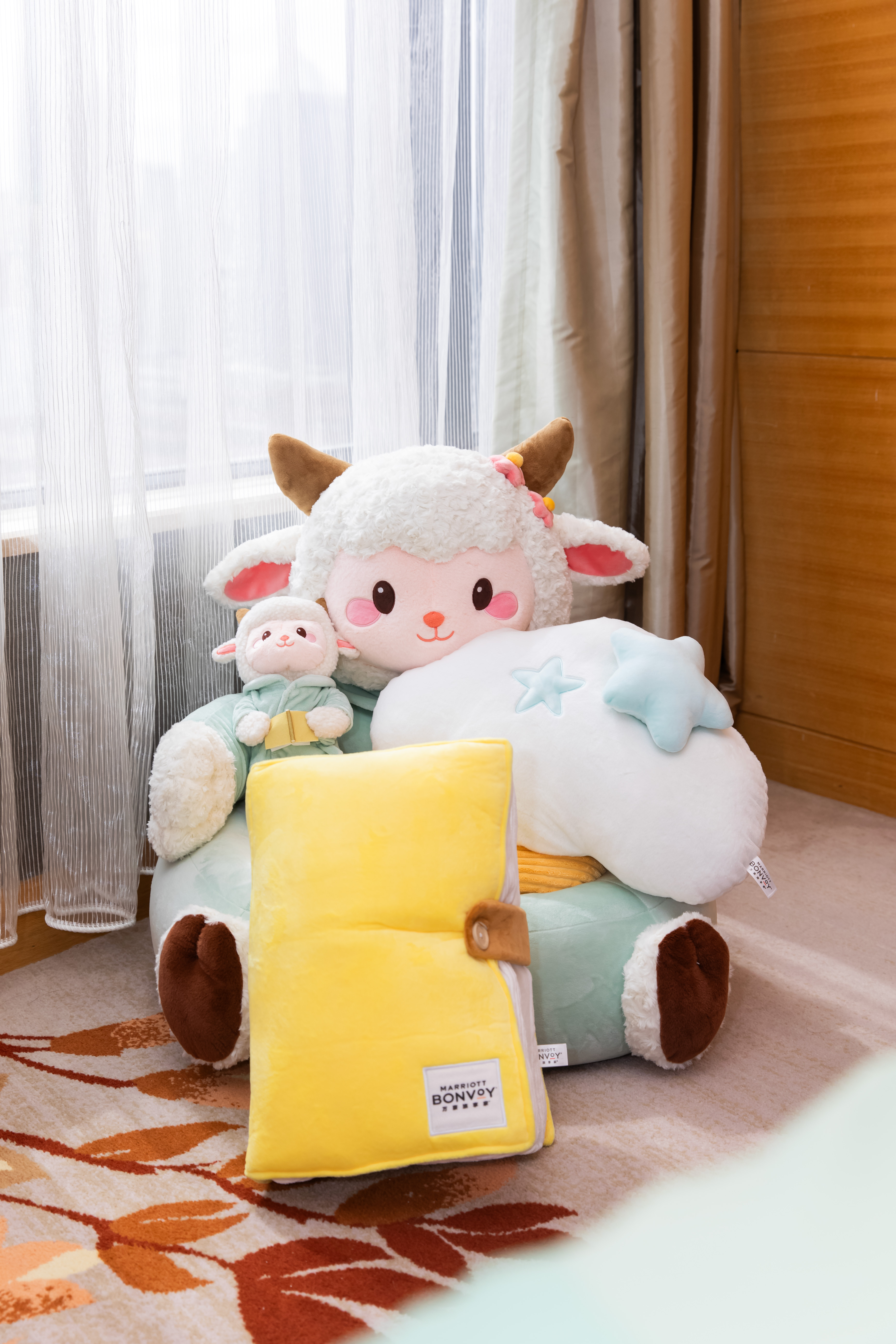 米婭的甜云密語親子房