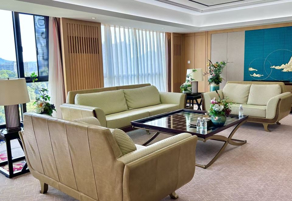 Gloria Grand Hotel JishouPresidential Suite