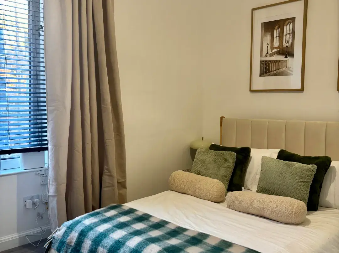 Stylish 1 Bed Edinburgh City Centre Apartment - Edinburgh