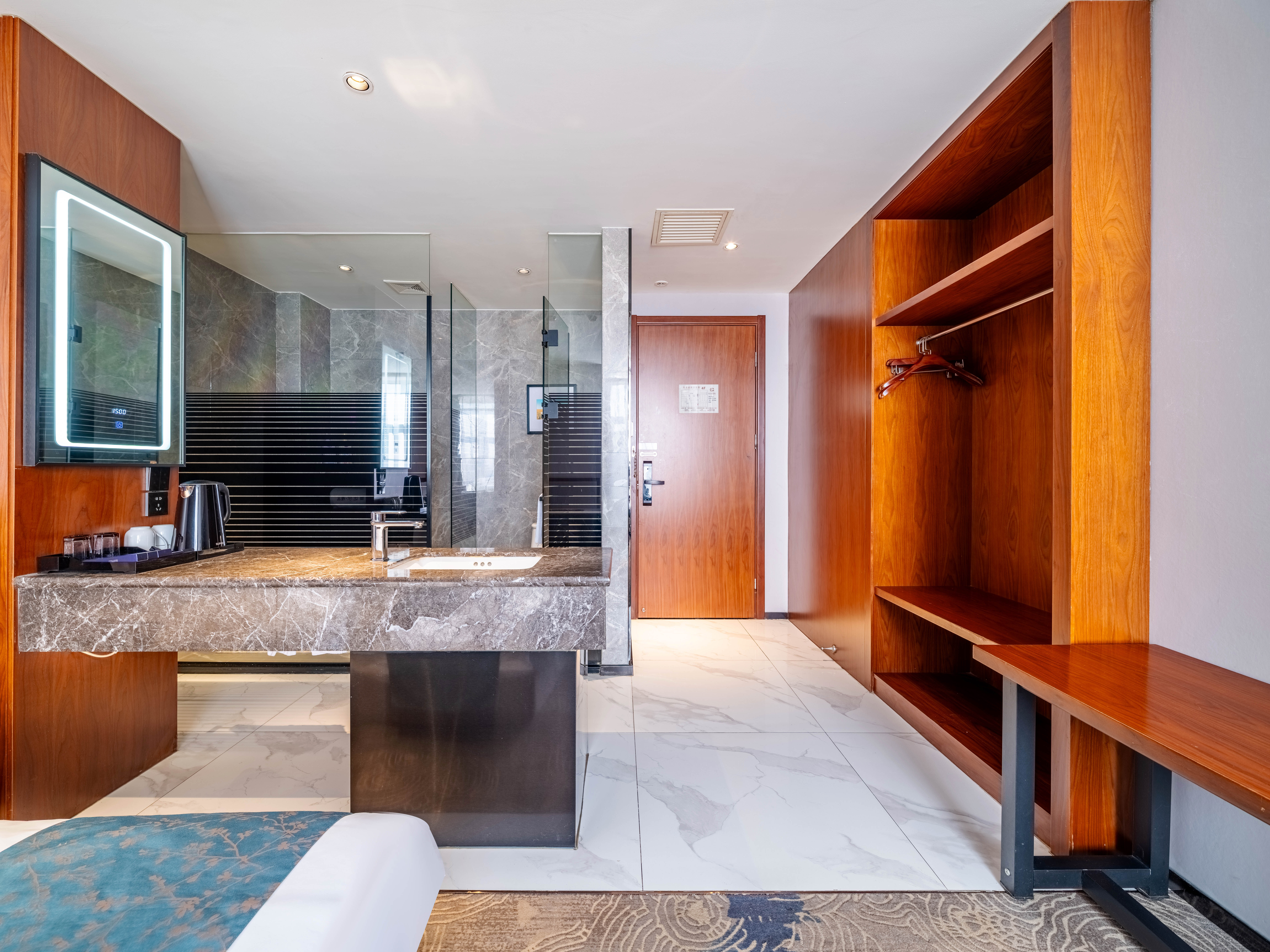 精品大床房【大空间+全屋地热+安静私密】