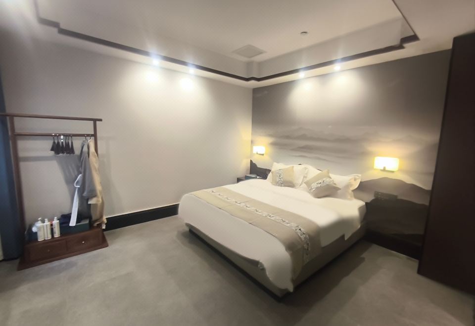 別墅五居二廳二泡池