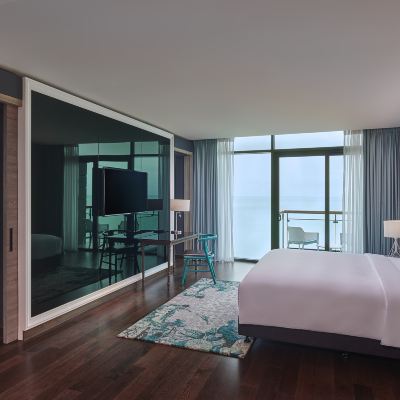 Angsana One-bedroom Deluxe Seaview Suite