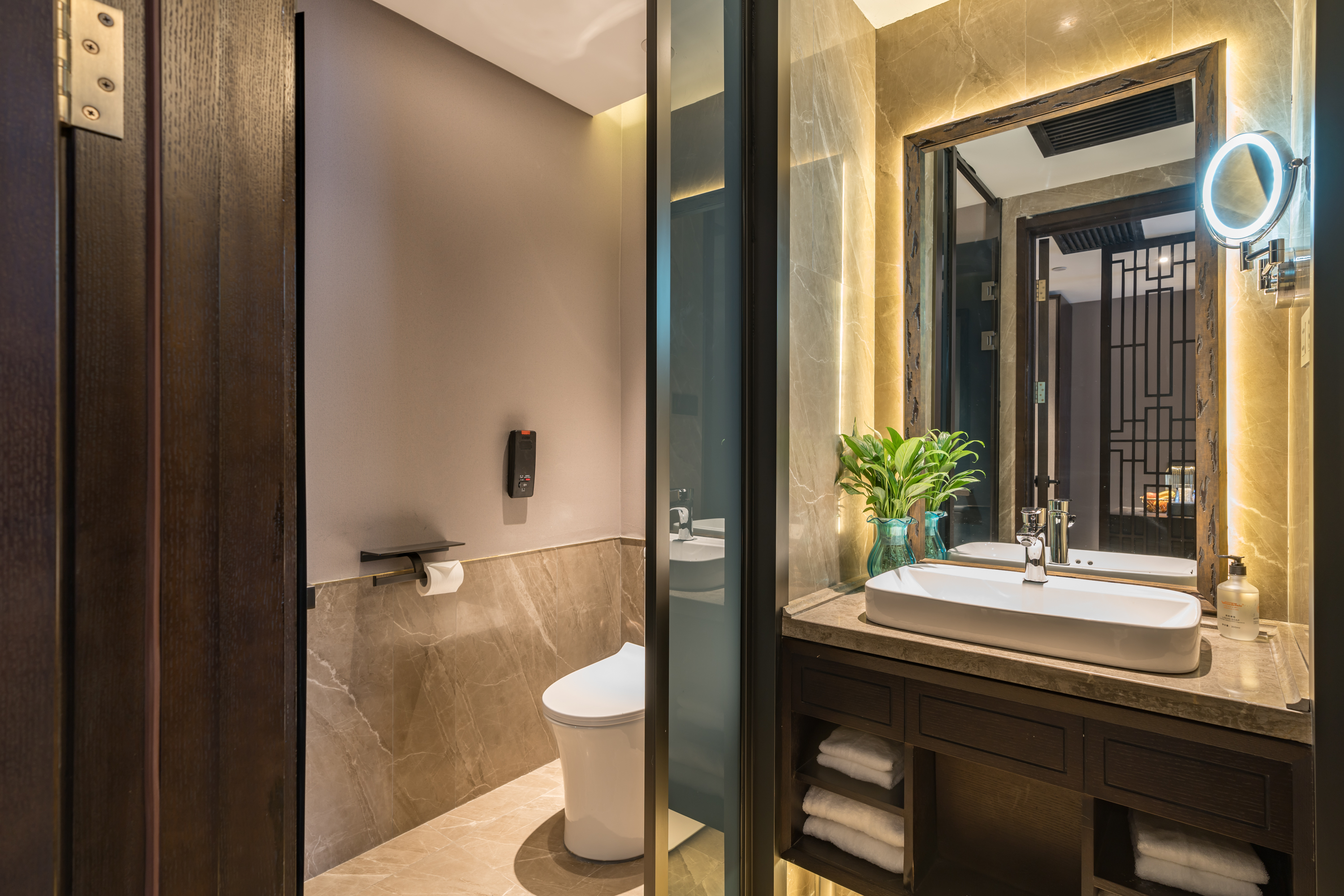 商務雙床房（零圧床墊+手機投屏+溫潤加濕器）