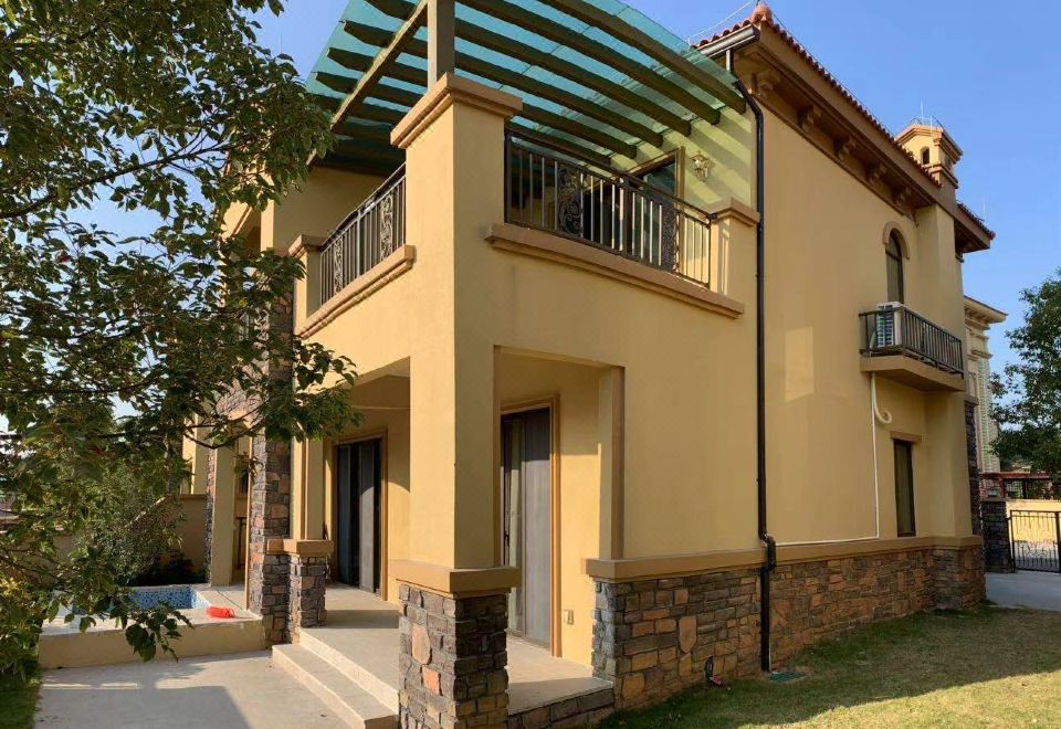 Yuetianxia Hot Spring HotelRiverside Detached Hot Spring Courtyard Three Bedroom Villa