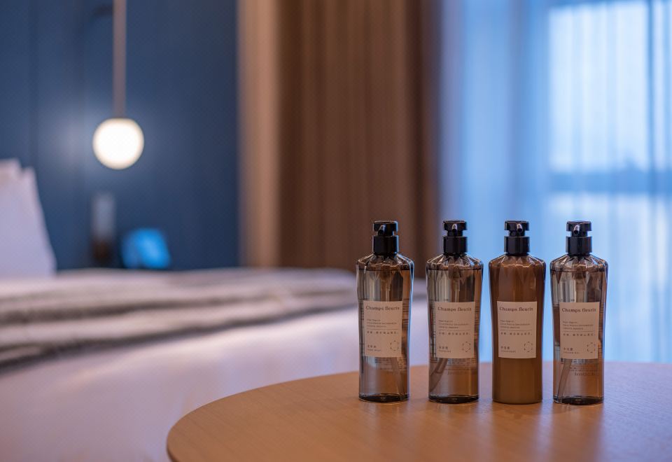 行政大床房（迷你冰箱+智能客控+無線投屏）