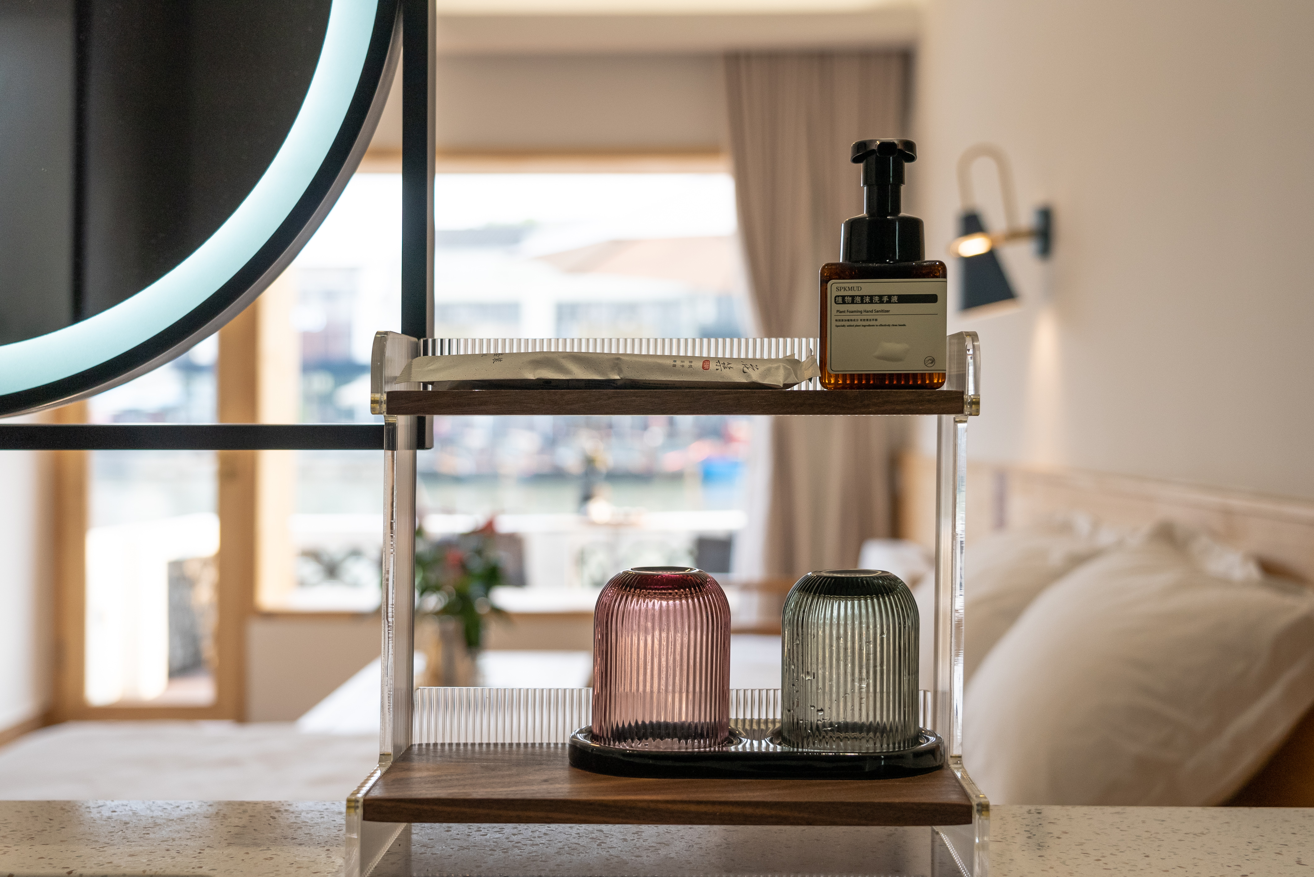 东井·露台大床房丨小冰箱+品茶露台+古桥河景