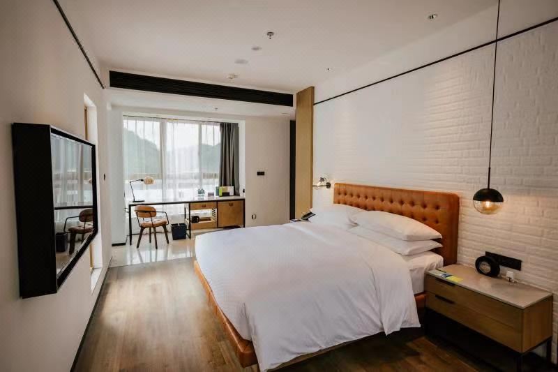 Four Points By Sheraton Qiandao LakeVilla (Double Bed)