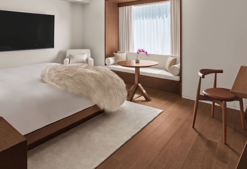 The Tokyo Edition, Ginza Deluxe King Room With City View