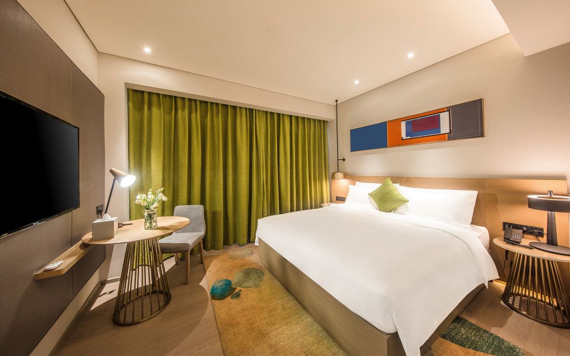 无霾VR影视高级大床房