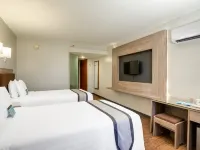 Guam Plaza Resort Hotels in Tamuning