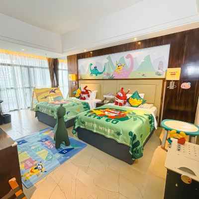酷芽超級飛俠恐龍主題雙床房 澄邁碧桂園美浪灣高爾夫温泉酒店優惠
