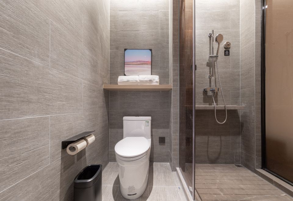 Atour Hotel Guangzhou  Railway South Station Vanke CenterExecutive Queen Room