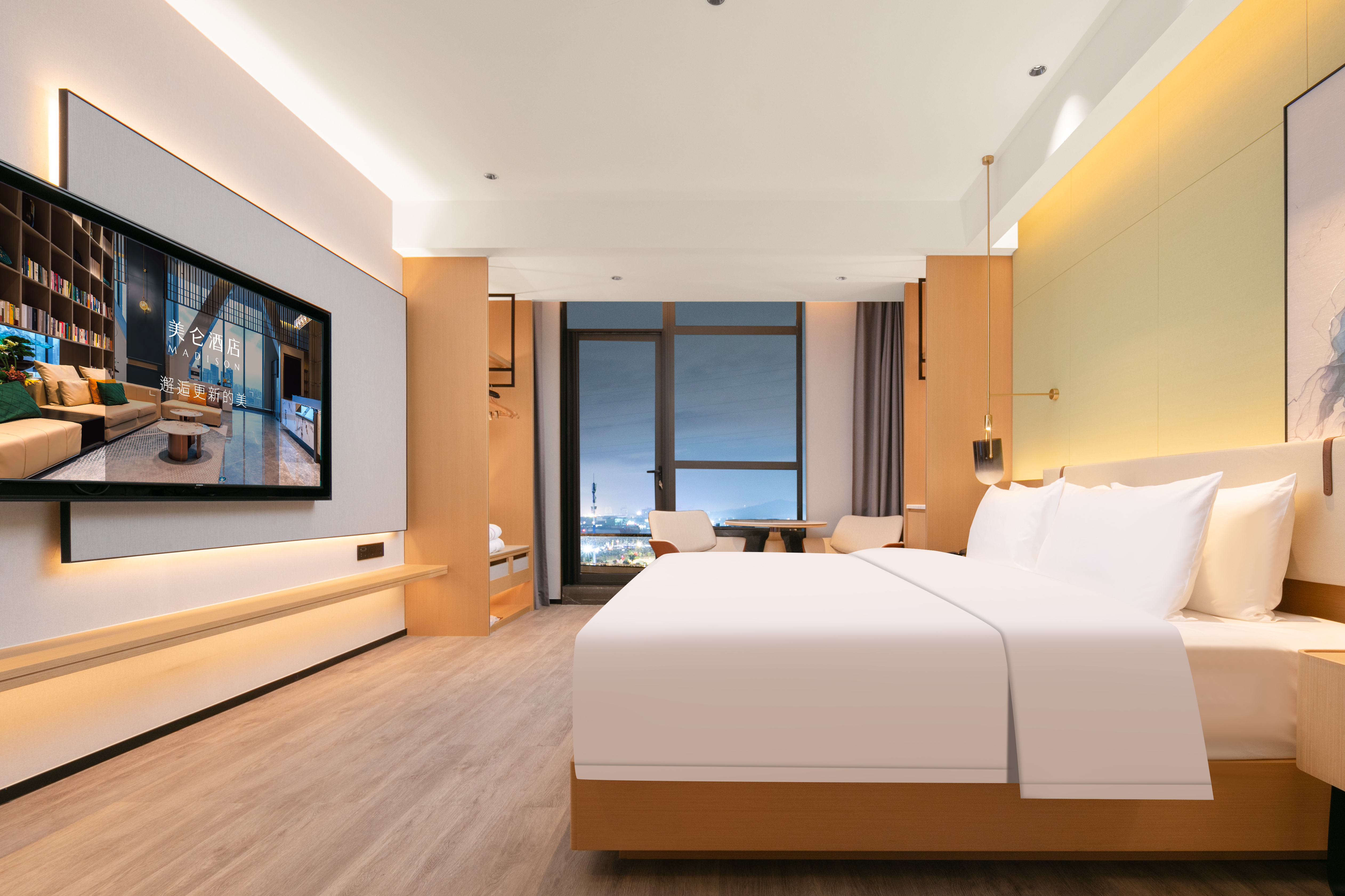 行政海景大床房（投屏电视+大阳台海景+冰箱）