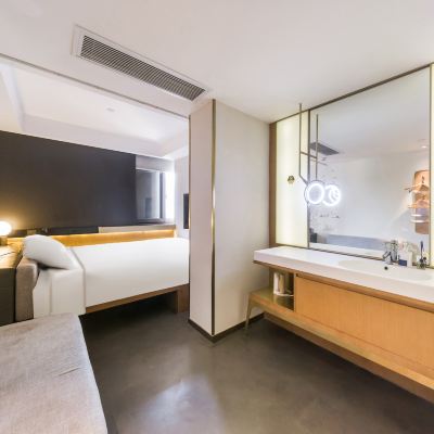 當代藝術大床房 八號藝術酒店（上海外灘店）優惠