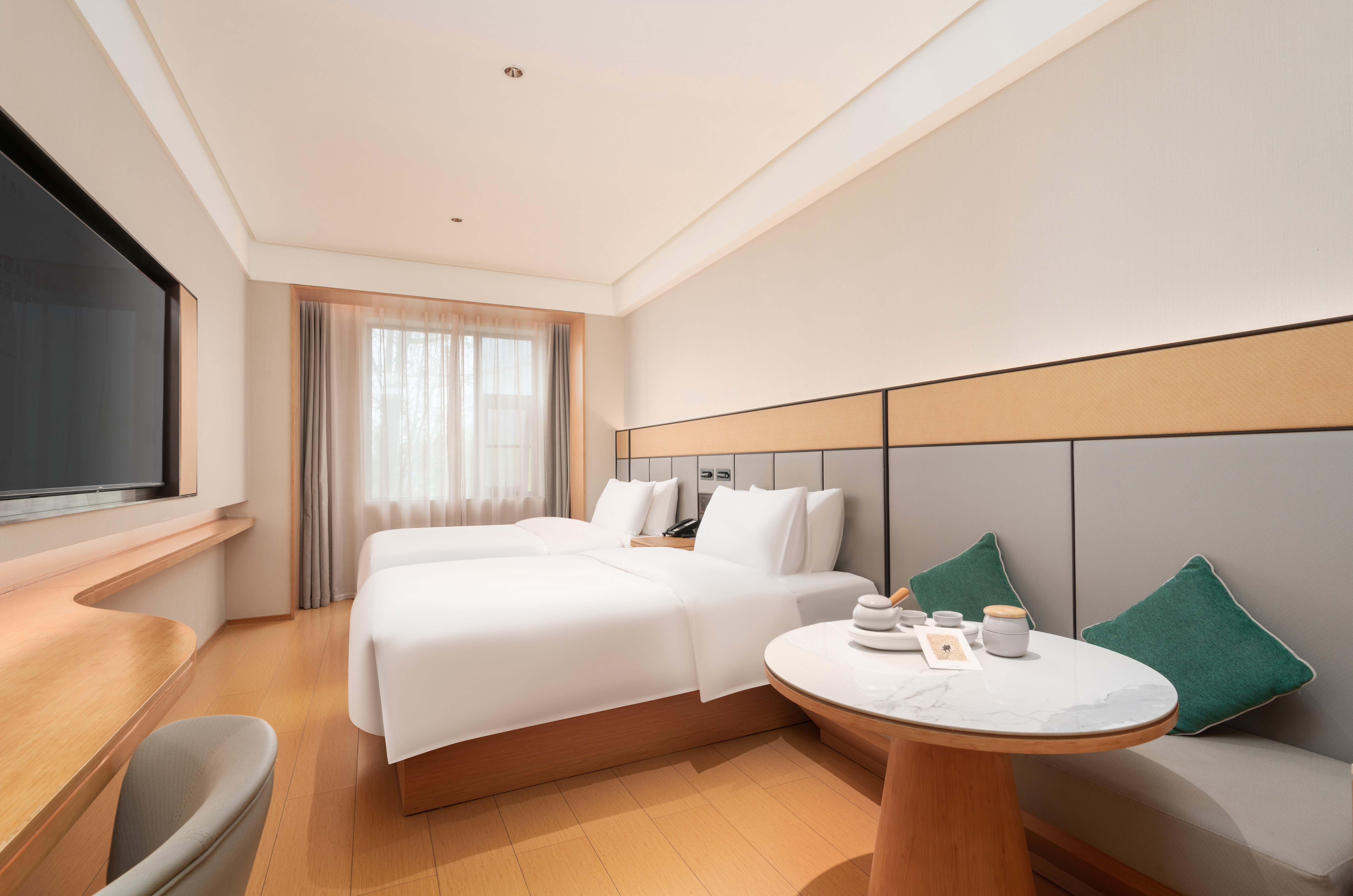 高级双床房（电视投屏+加热马桶+淋浴顶喷）