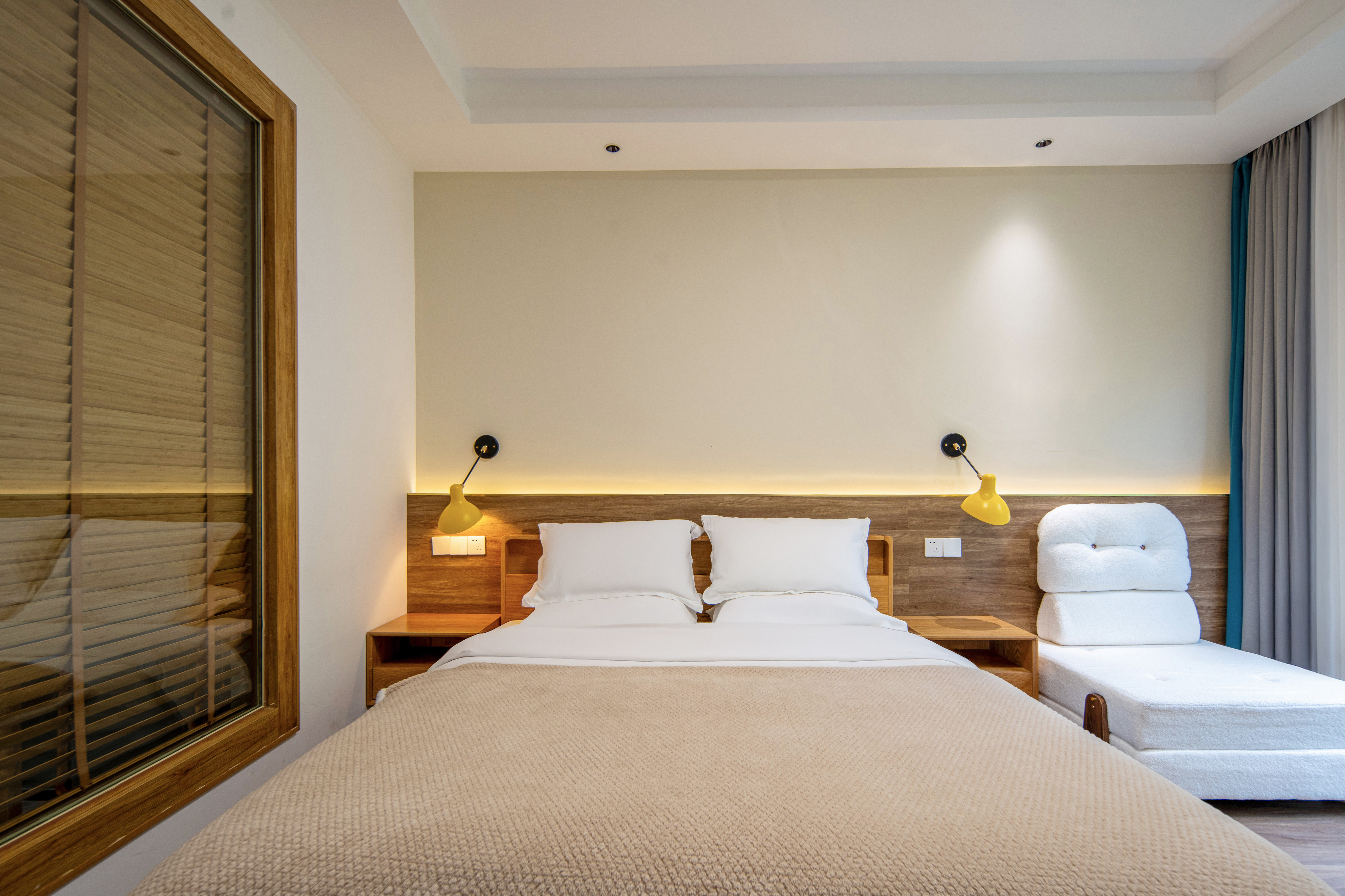 凡尘精致大床房