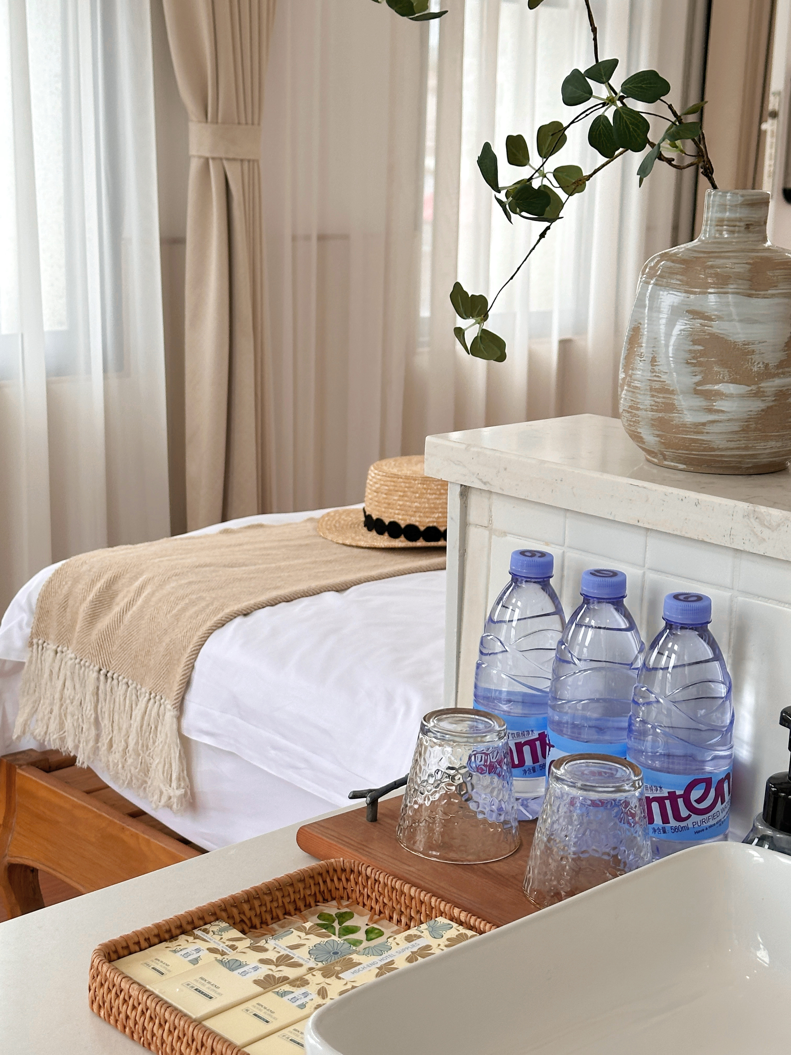 莫奈·南法古堡花园大床房（投影仪+浴缸+360度骑楼景