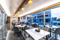 安緹婭卡塔海景別墅酒店