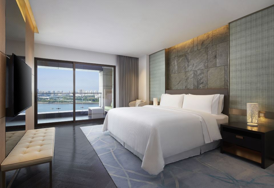 甄選江海勝景套房-戶外陽臺丨觀世紀大橋海景