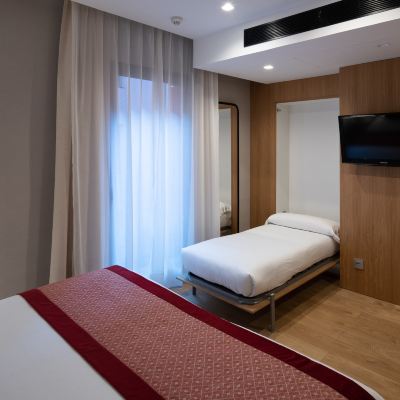 Triple Room Catalonia Eixample 1864 Barcelona Promo Code