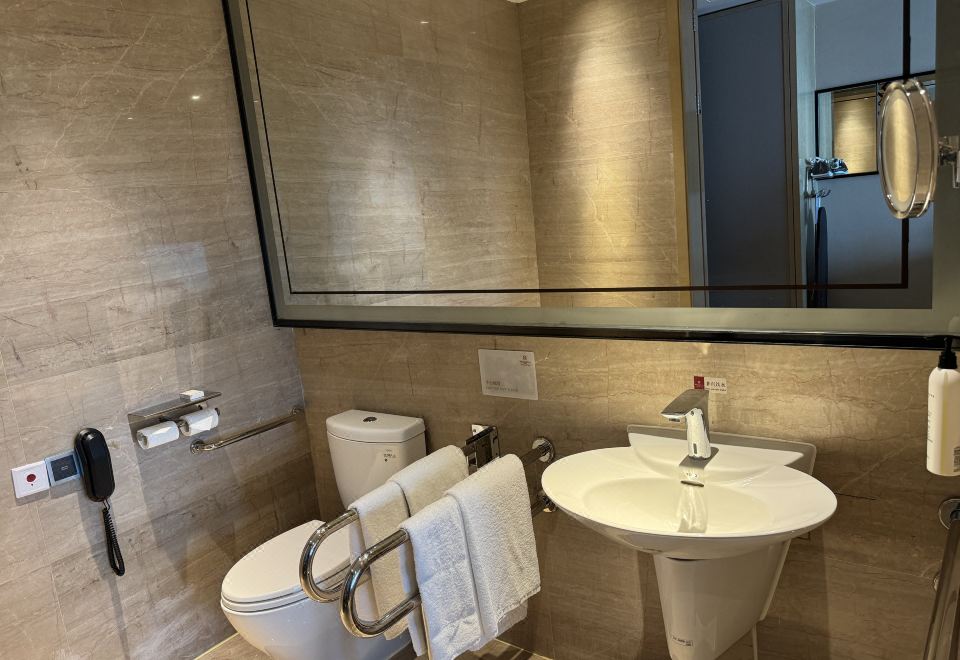 無障礙家庭聯通房（兩室相通+照顧無憂+Minibar）