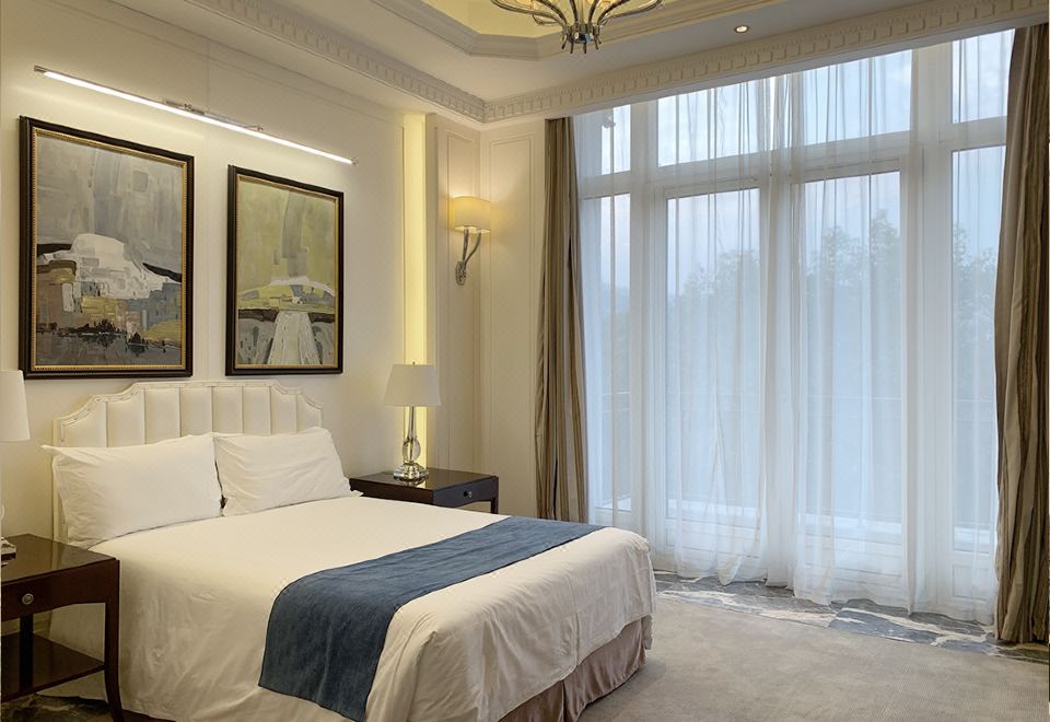 洛克菲套房3（复式扶梯景观+圆形浴缸+大空间+大阳台）