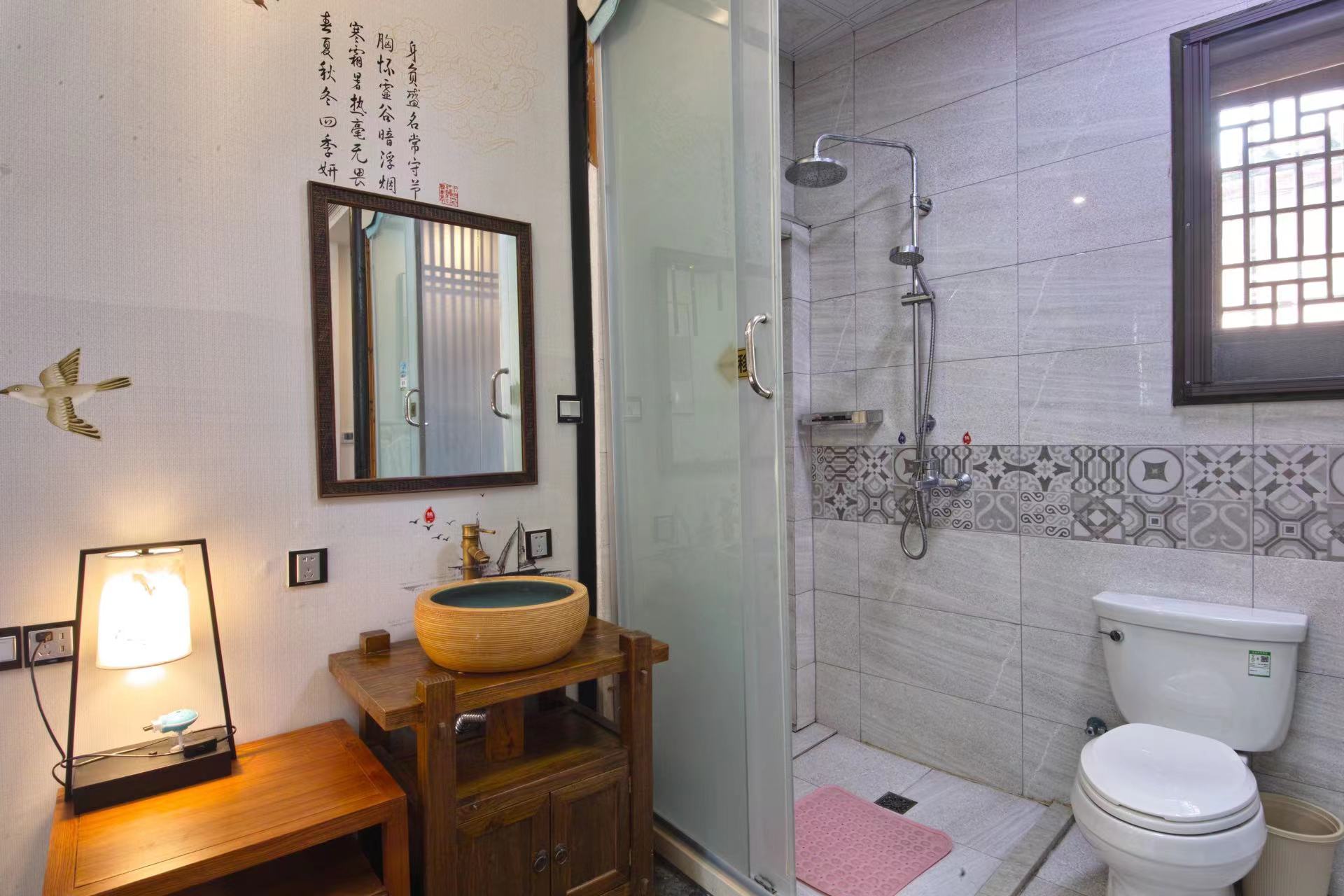 四合院古風大床房+科勒衞浴+慕斯床墊