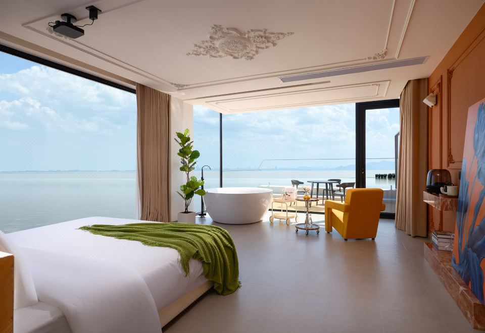 270°湖景大床房·CLUB401【赏湖浴缸·全屋智能·超大露台·一室一厅】