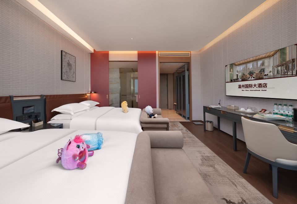 Family-friendly 2-bed Room