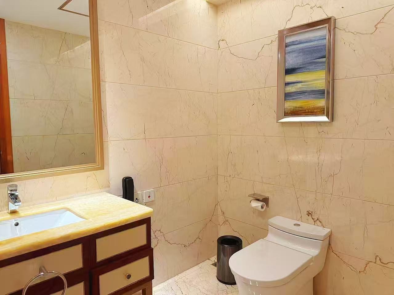 悦臻双卧家庭套房