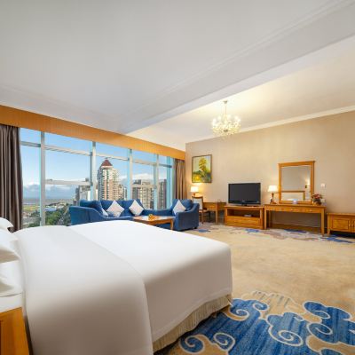 攬月豪華大床房（寬敞雅居） 珠海德翰大酒店優惠