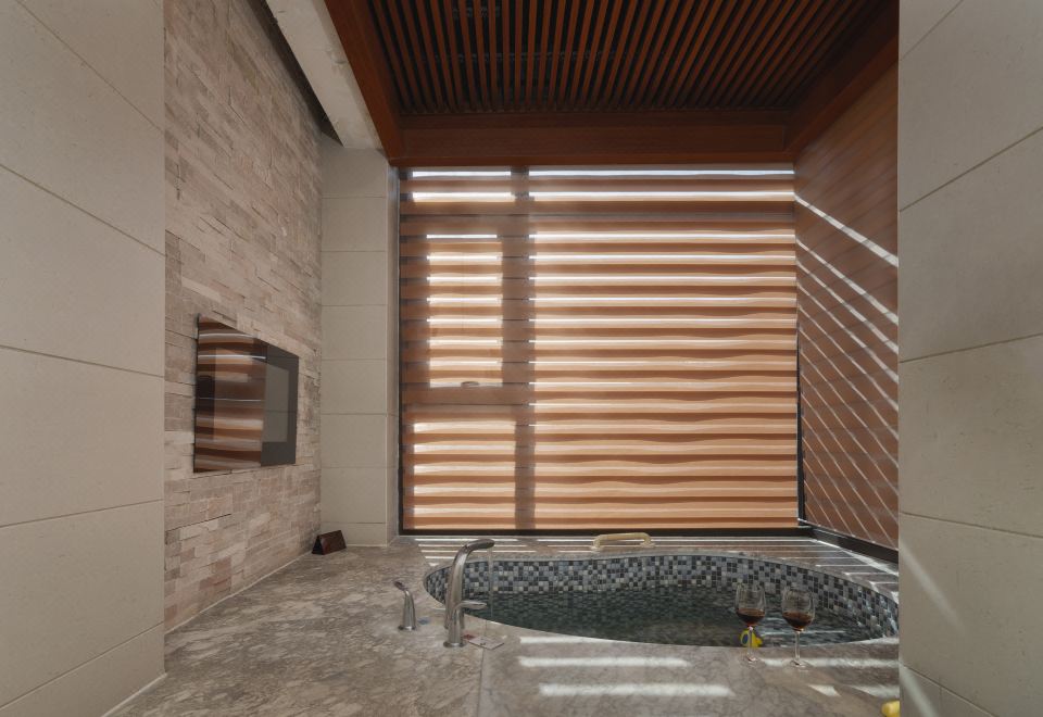 行政私汤双床房