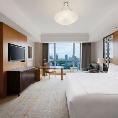 豪華聯通家庭房套房（帶客廳） 上海東錦江希爾頓逸林飯店優惠