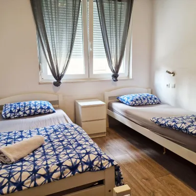 Croparadise Hostel Hotel dekat Old Split