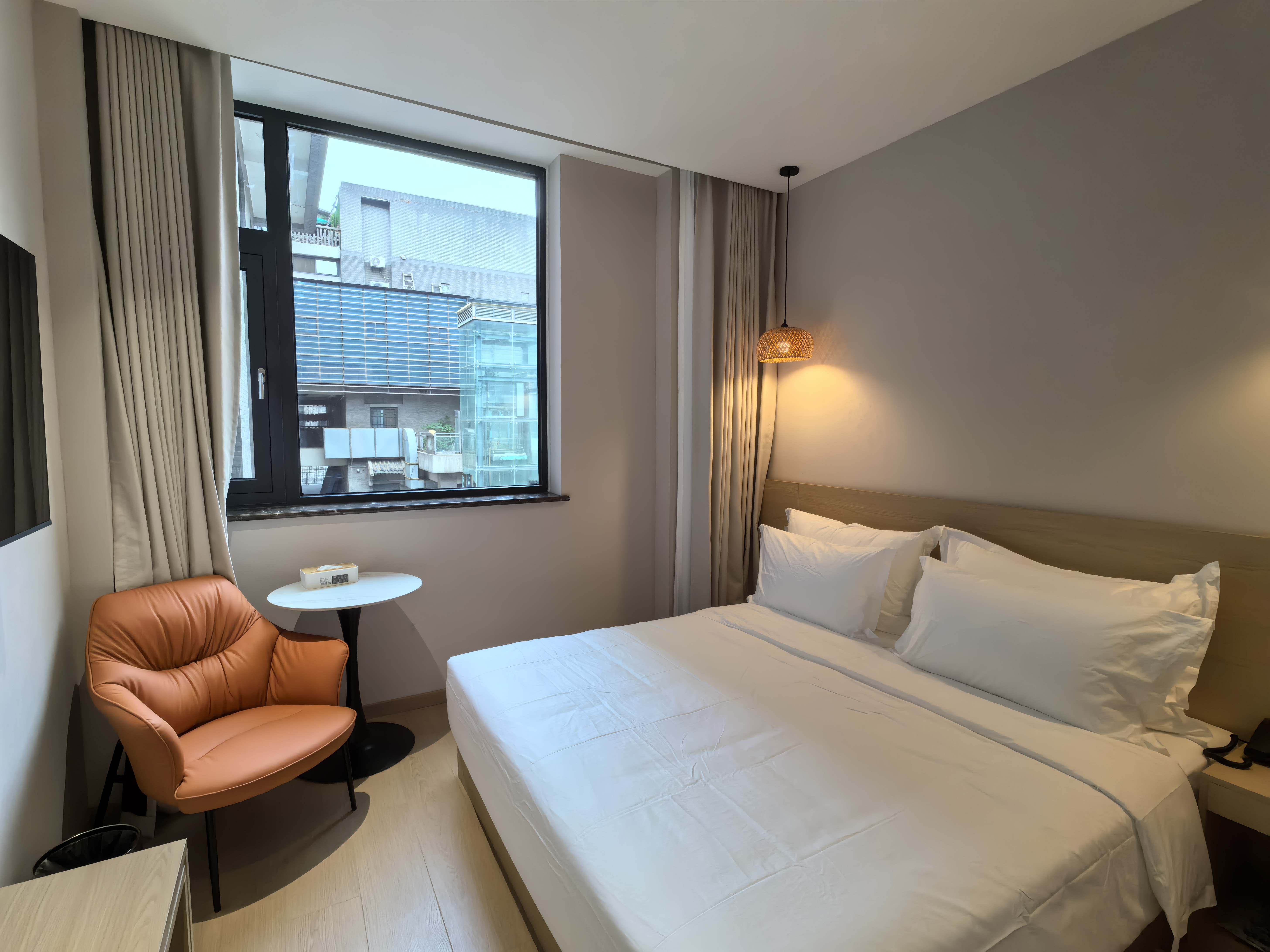 四季阳光?Sleep静谧大床房【乳胶床垫+电视投屏】