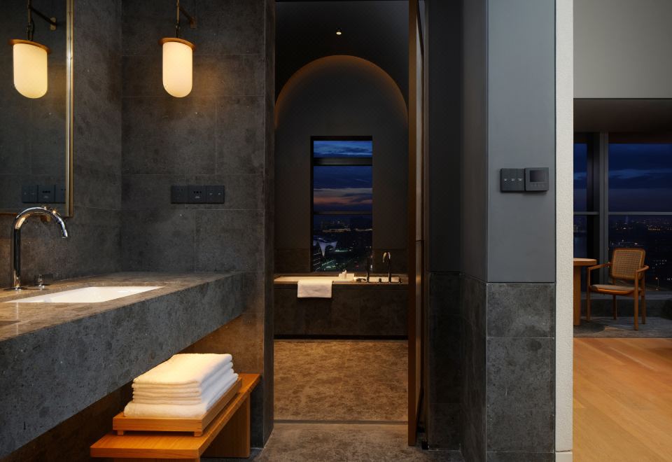 Artyzen NEW BUND 31 ShanghaiPremier 70 Corner